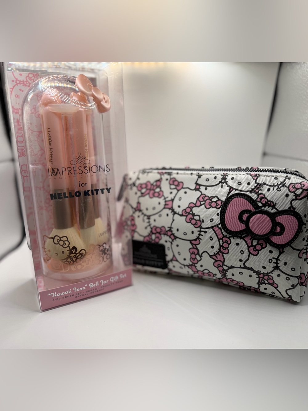 Impressions Hello Kitty Makeup Brush Set and Makeup Bag Bundle